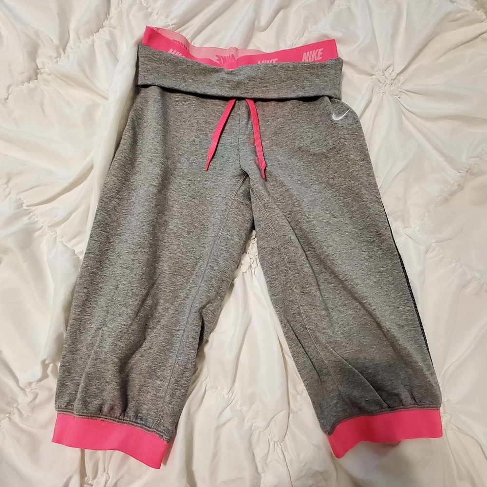 NIKE Dri-fit capri pants -kids